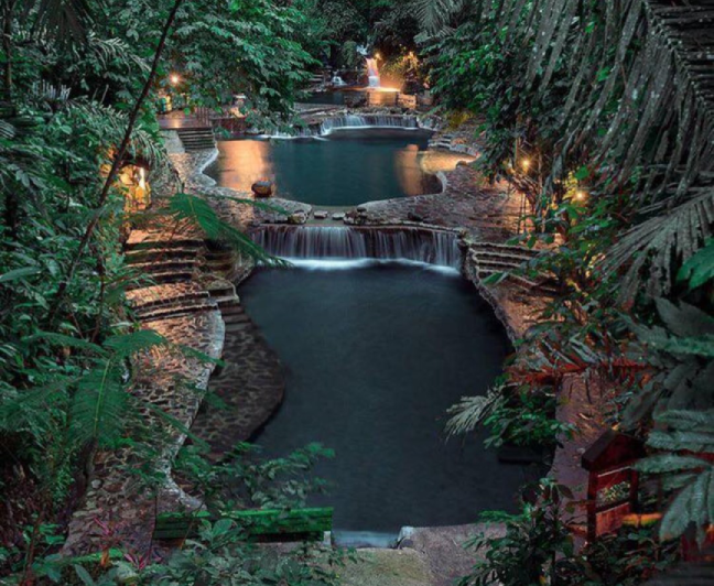 HIDDEN VALLEY TOUR